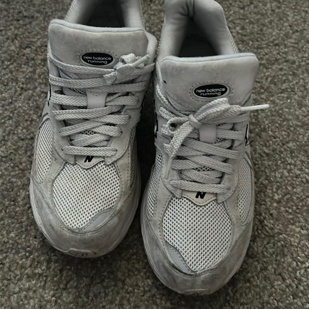 New balance 2002r (i forgot the original price so im gonna lowball these)